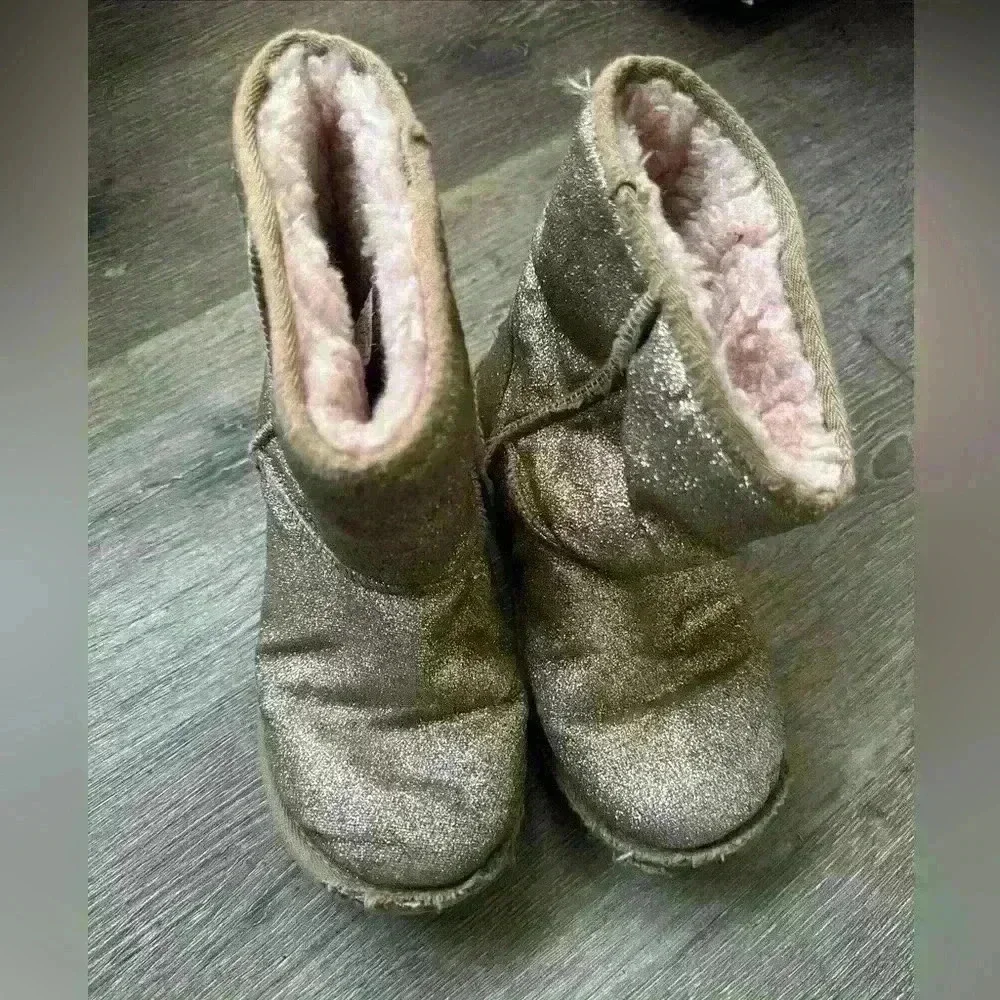 UGG Boots shiny Gold Sz 2 girls